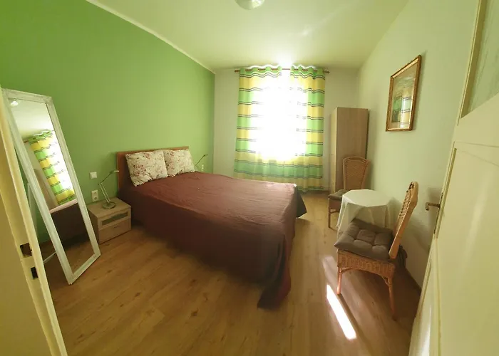 Haus 145 * Halle (Saale)